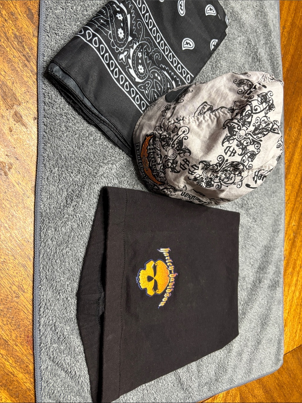 Harley-Davidson Black and White Jamacia skull bandana and black stocking beanie